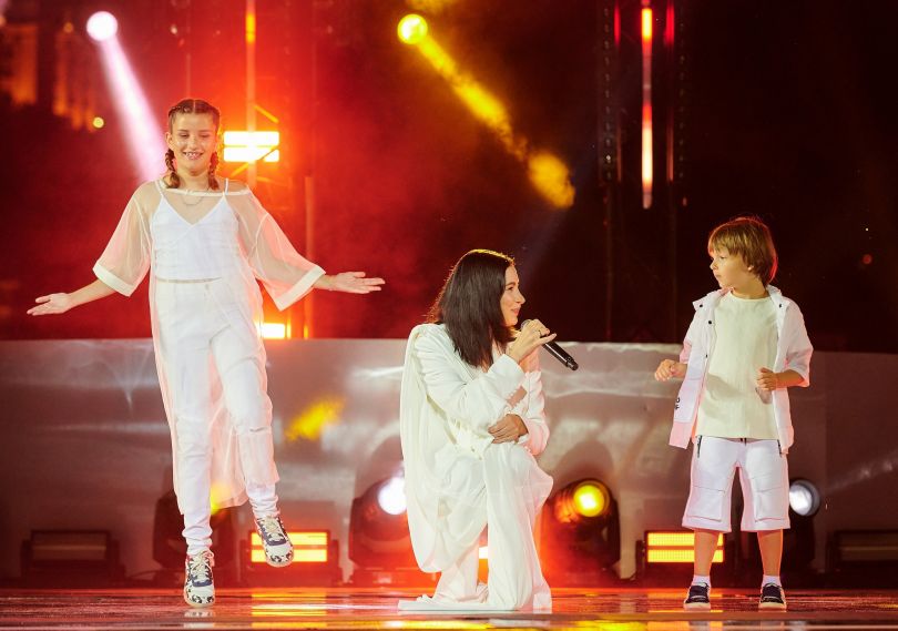 Анастасия Приходько с детьми